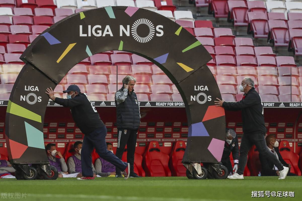 英雄联盟2025总决赛-包含清晨葡超传出新动向，孟菲斯灰熊状态回暖，管理层表态：更衣室稳定，训练强度明显提升的词条