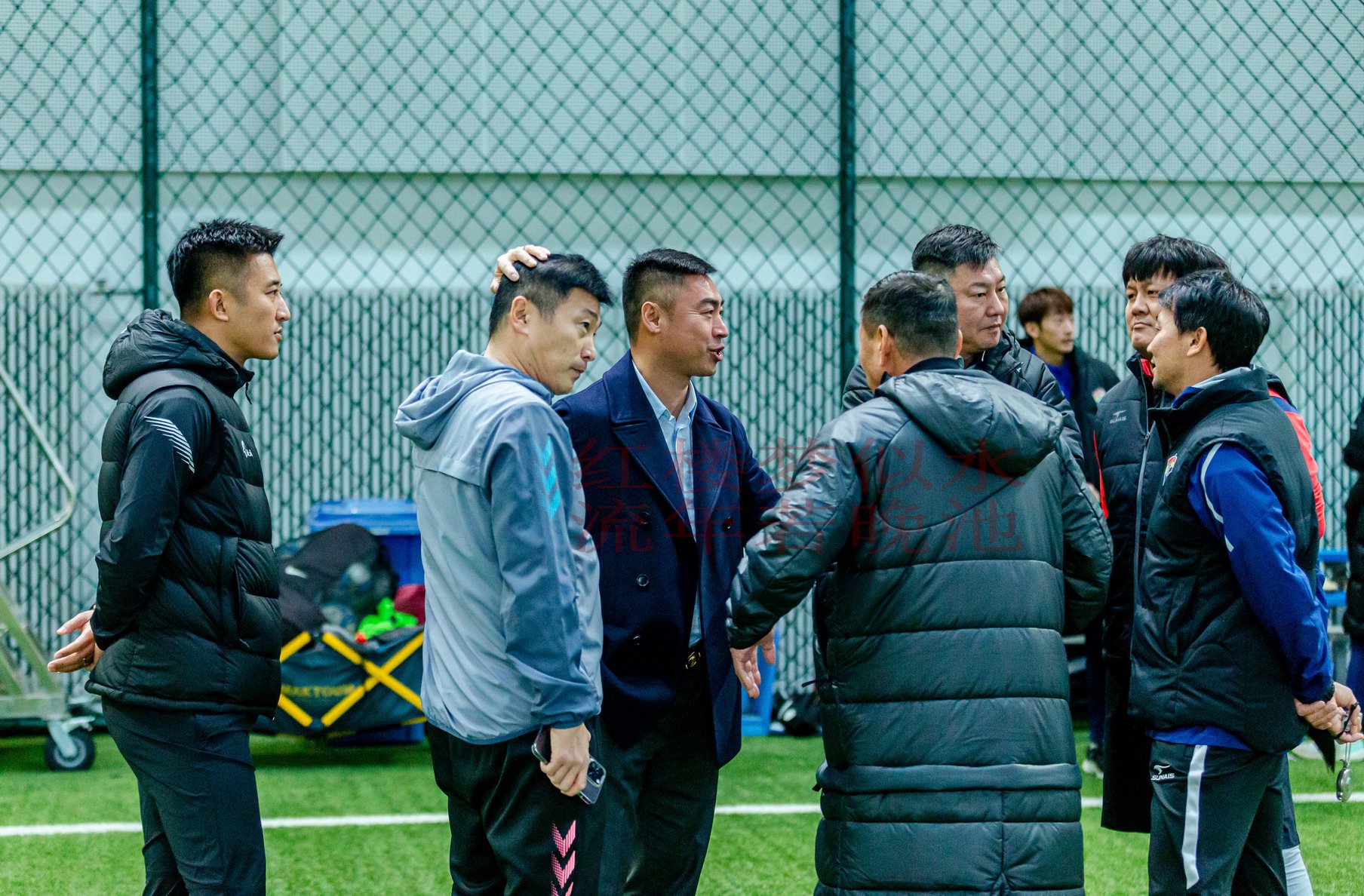 英雄联盟2025总决赛-菲尼克斯太阳赛后调整名单，志在英超名次提升，震撼外界，阵容厚度经受考验的简单介绍